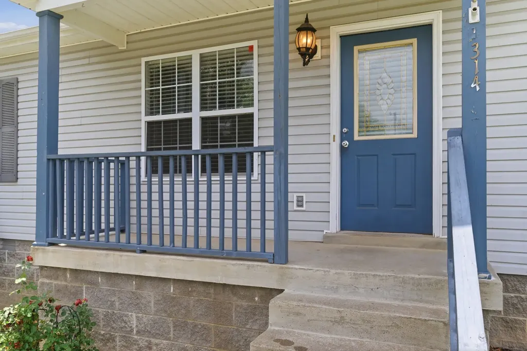 314 Reeves Court Springfield TN 37172