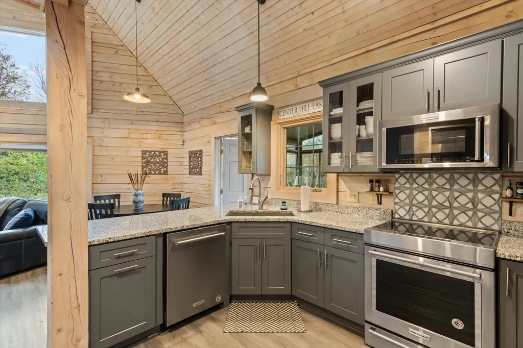 110 Lake Meadow Drive Smithville TN 37166