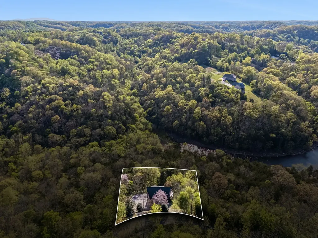 110 Lake Meadow Drive Smithville TN 37166