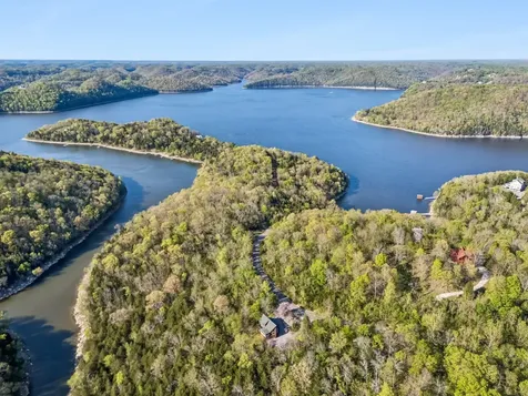 110 Lake Meadow Drive Smithville TN 37166