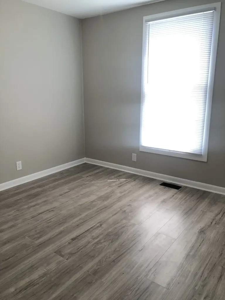 302 Donal Terrace White House TN 37188