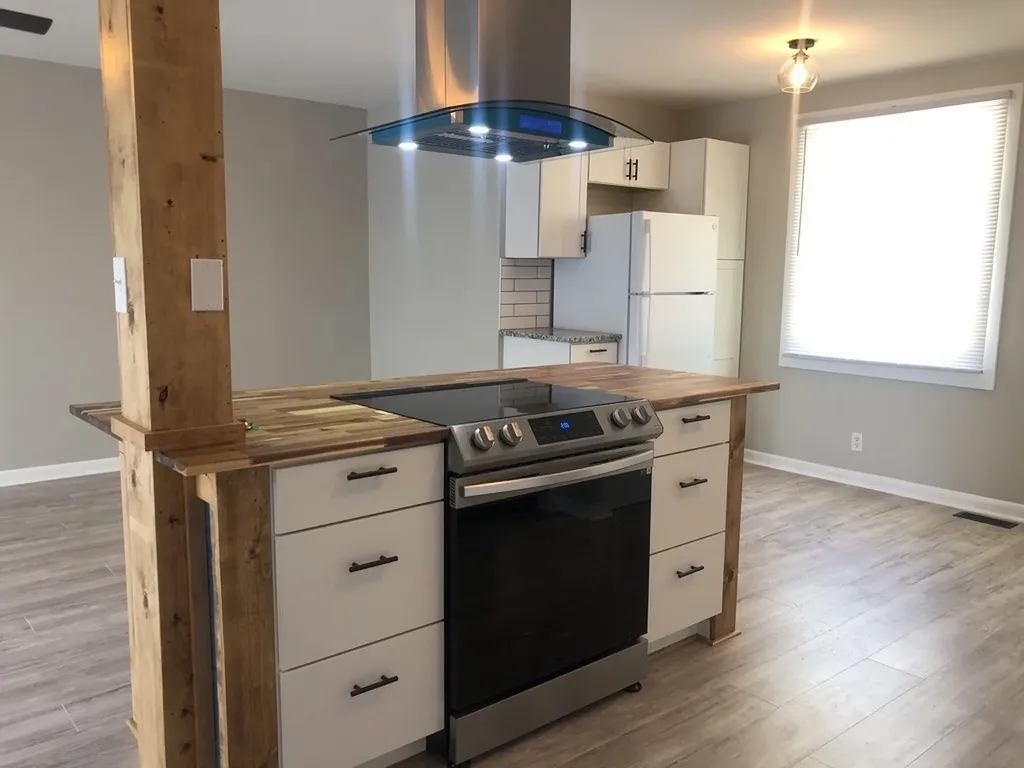 302 Donal Terrace White House TN 37188