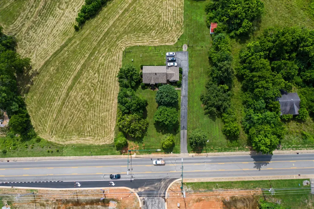 2161 Fairview Boulevard Fairview TN 37062