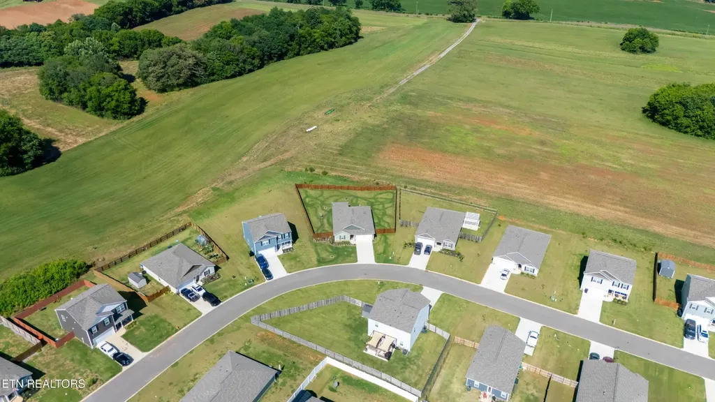 180 Crescent Circle Niota TN 37826