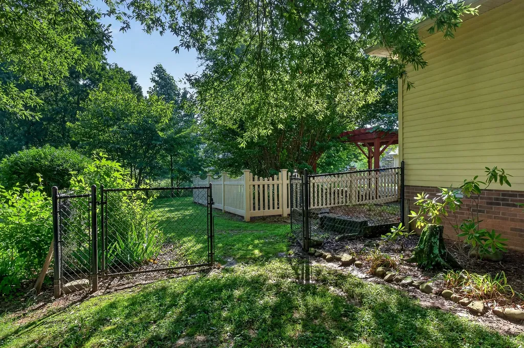 2526 Park West Drive Cookeville TN 38501