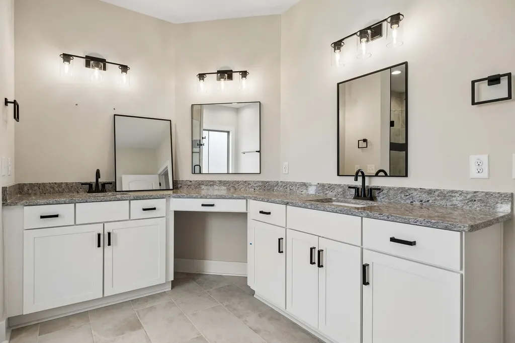 1147 Forsythia Trace Clarksville TN 37043