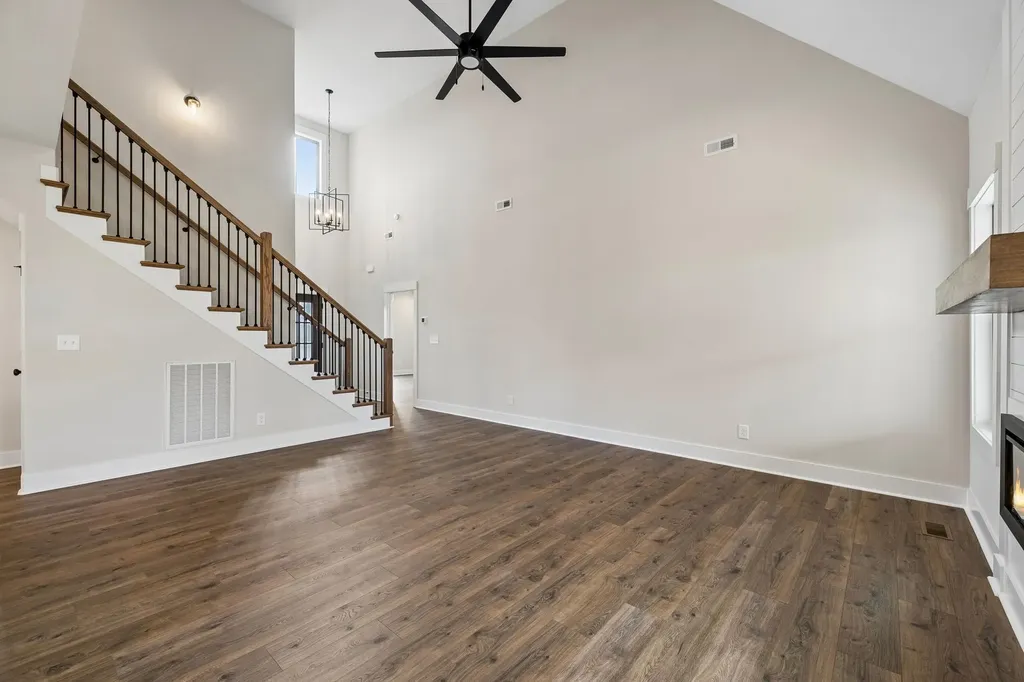 1147 Forsythia Trace Clarksville TN 37043