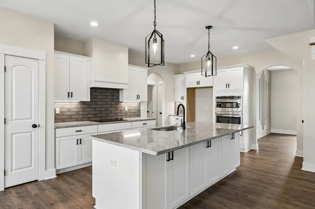1147 Forsythia Trace Clarksville TN 37043