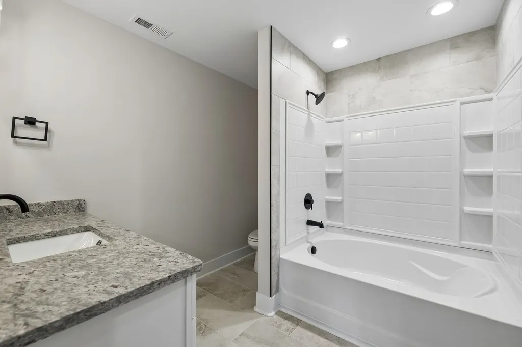 1147 Forsythia Trace Clarksville TN 37043