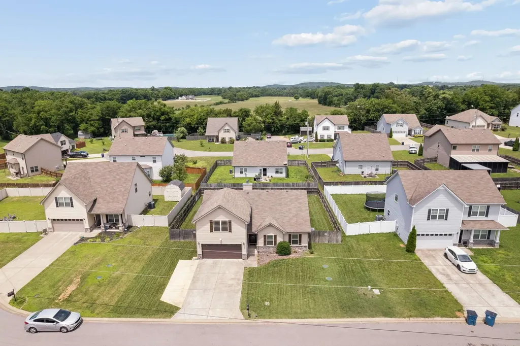 120 Farmbrook Court Murfreesboro TN 37128