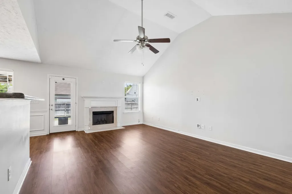 120 Farmbrook Court Murfreesboro TN 37128