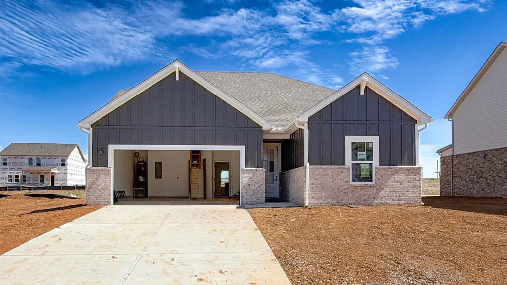 2023 Bennett Creek Drive Columbia TN 38401