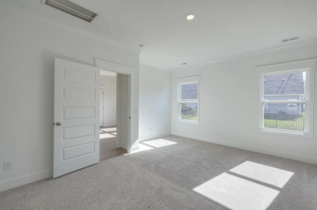 2023 Bennett Creek Drive Columbia TN 38401