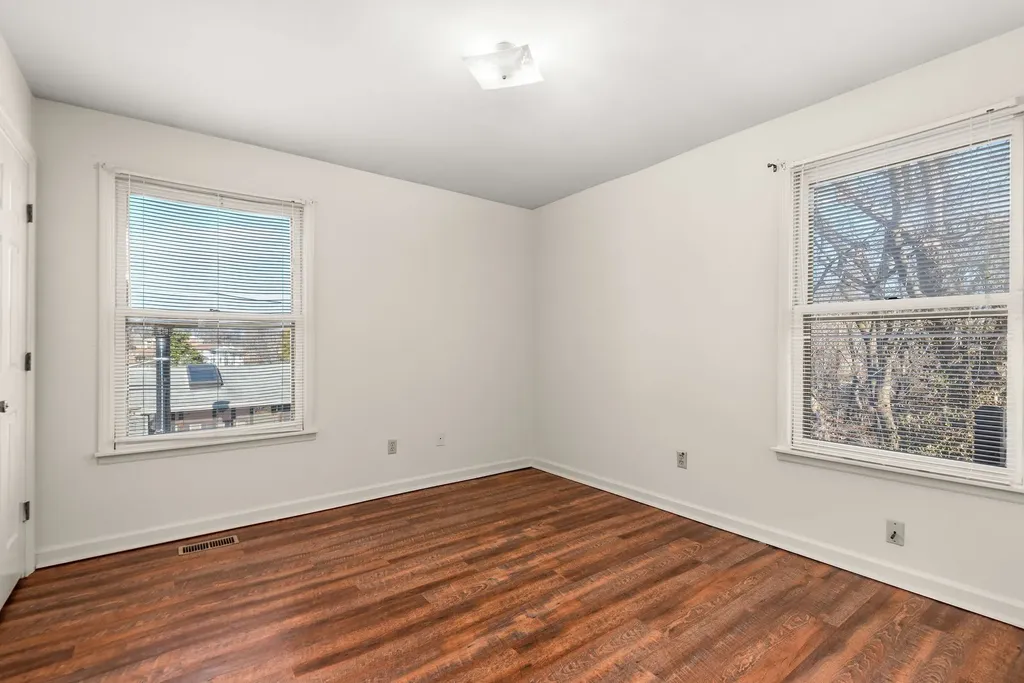 4966 Sherman Oaks Drive Nashville TN 37211
