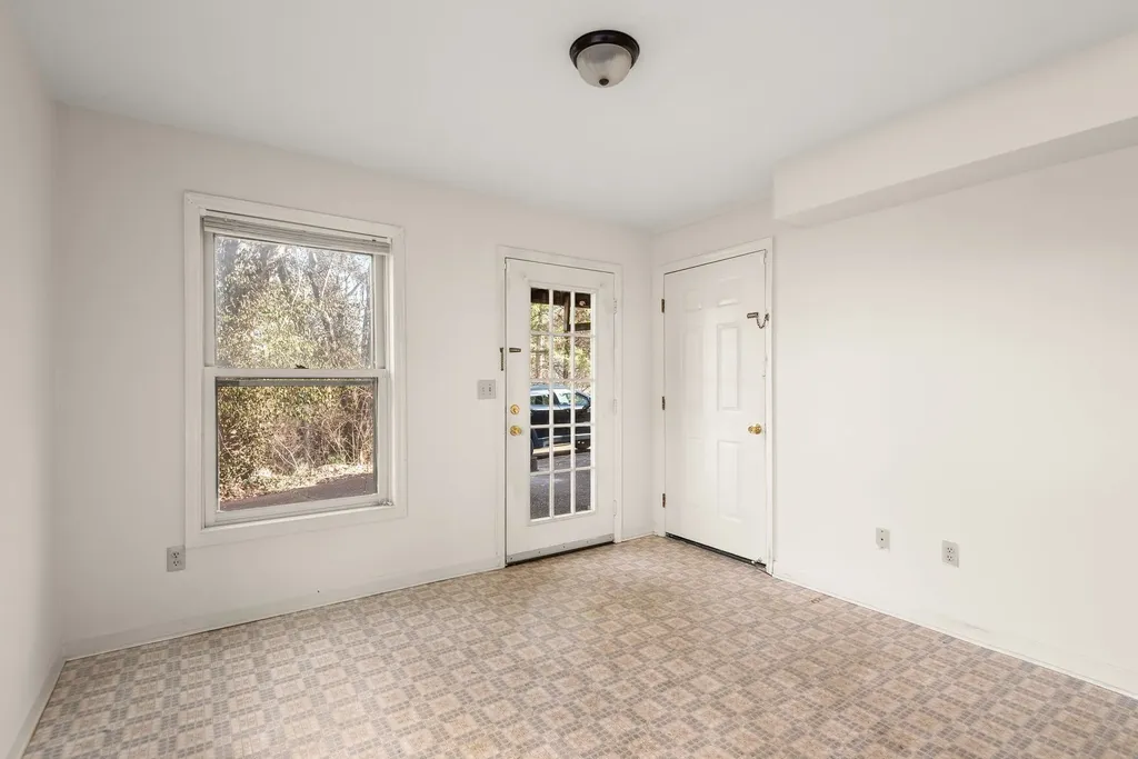 4966 Sherman Oaks Drive Nashville TN 37211