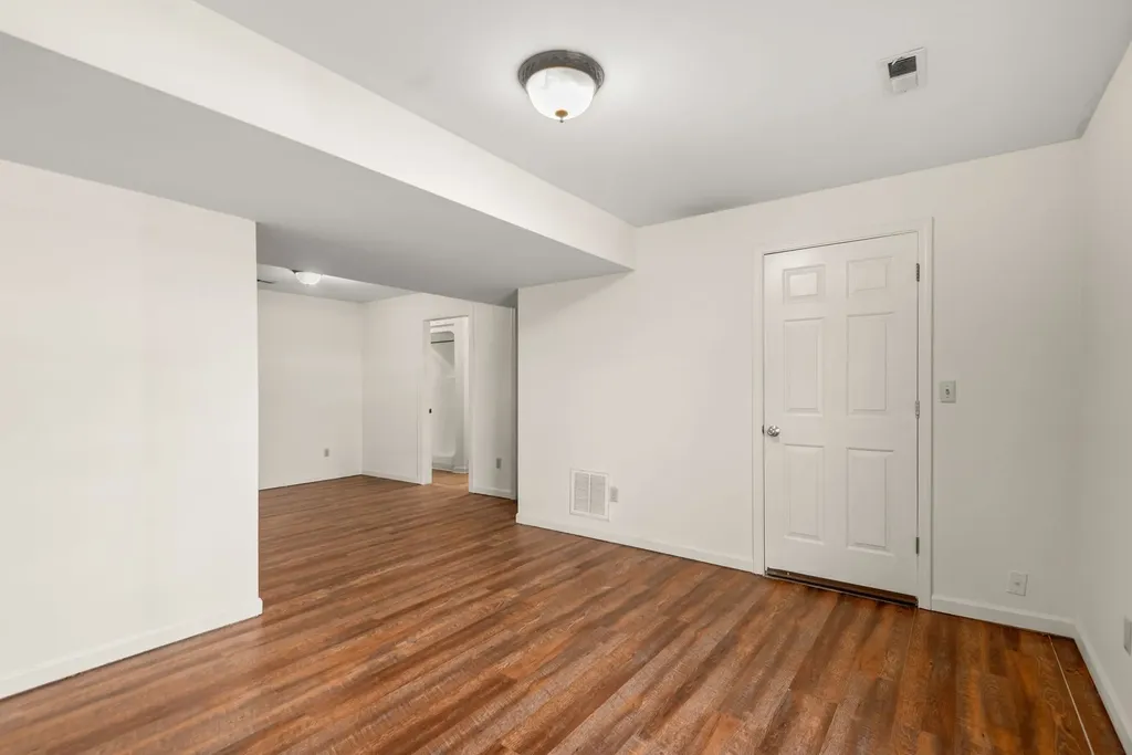 4966 Sherman Oaks Drive Nashville TN 37211