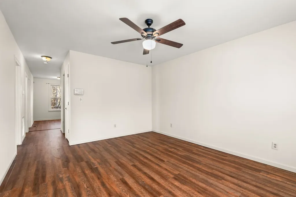 4966 Sherman Oaks Drive Nashville TN 37211