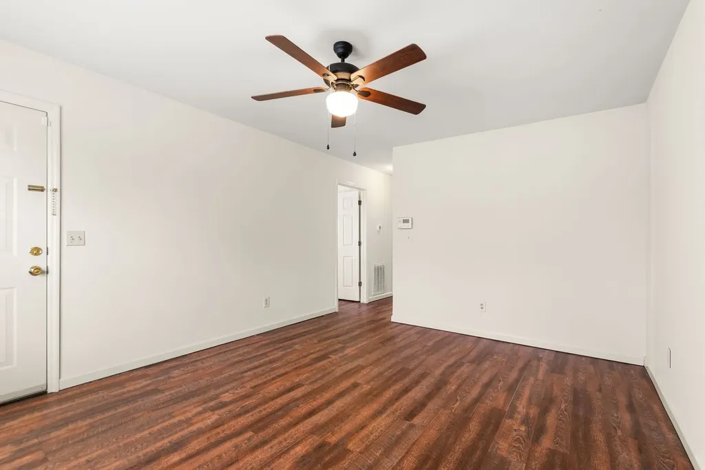 4966 Sherman Oaks Drive Nashville TN 37211