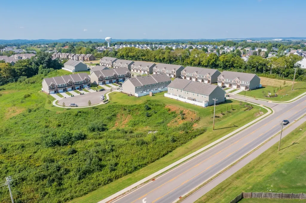 305 Grand Avenue Spring Hill TN 37174