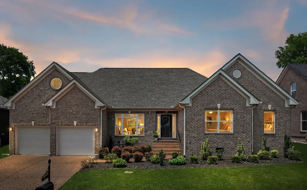 624 Collinscrest Court Nashville TN 37221