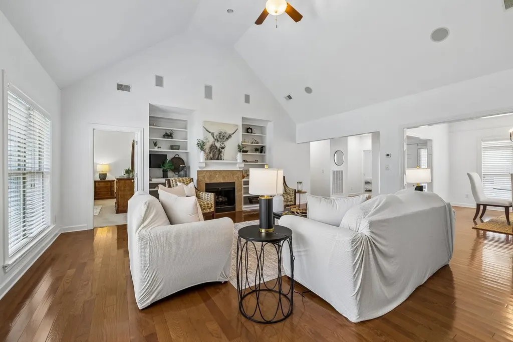 624 Collinscrest Court Nashville TN 37221