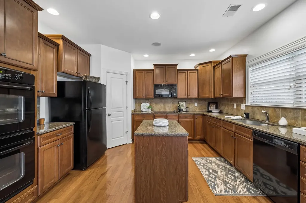 624 Collinscrest Court Nashville TN 37221