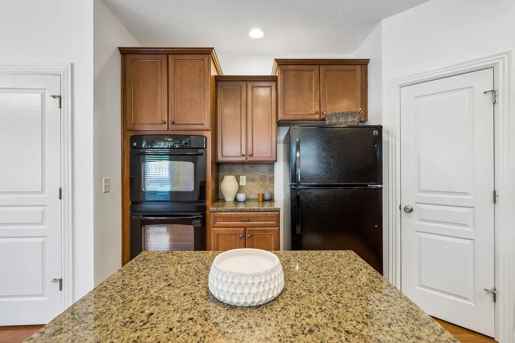 624 Collinscrest Court Nashville TN 37221