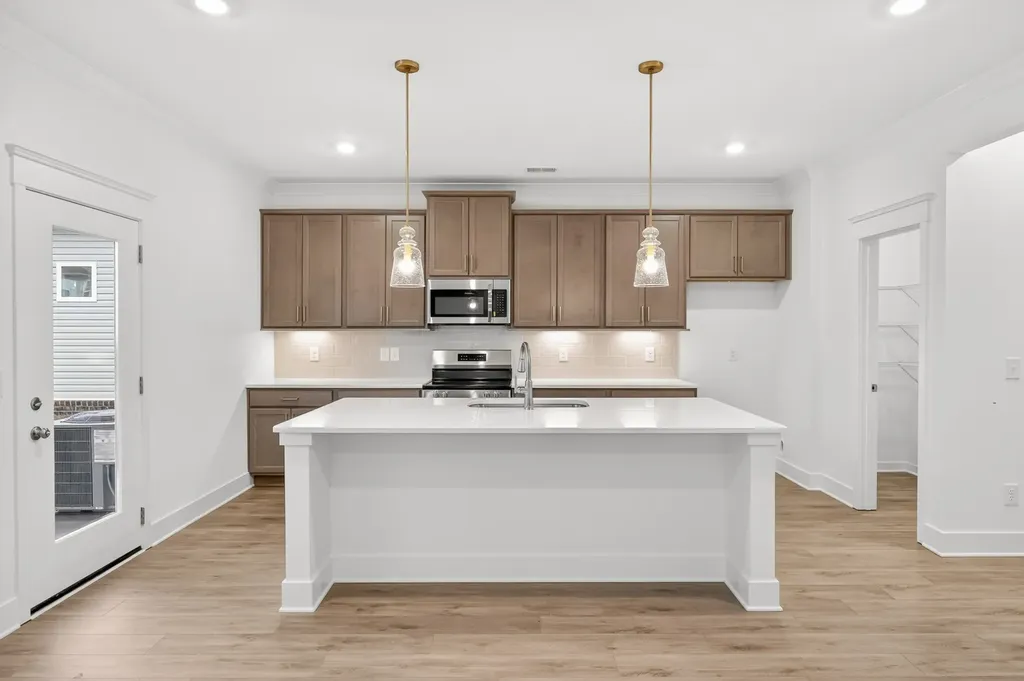 2592 Misty Creek Court Nashville TN 37207