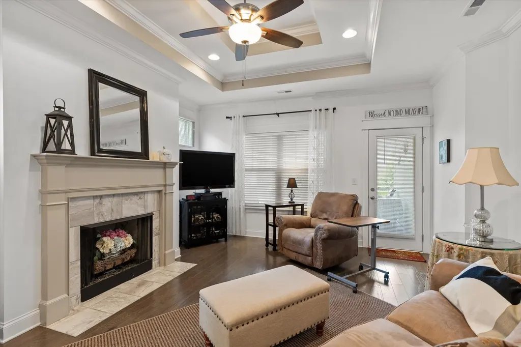 8242 Roy Lane Ooltewah TN 37363