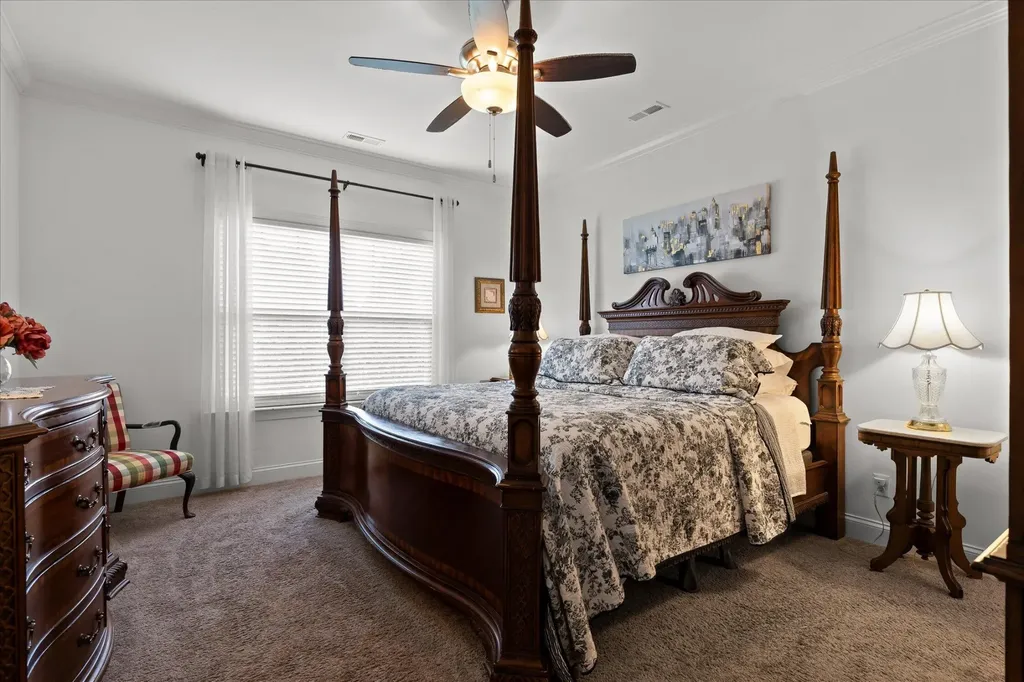 8242 Roy Lane Ooltewah TN 37363
