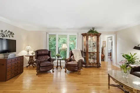 1053 Hillview Drive Hendersonville TN 37075