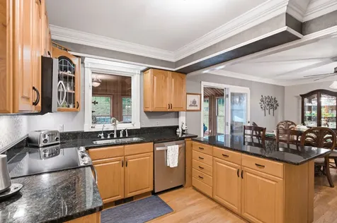 1053 Hillview Drive Hendersonville TN 37075