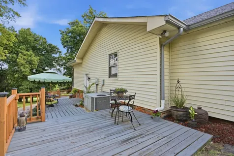 1053 Hillview Drive Hendersonville TN 37075