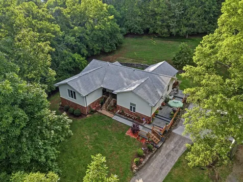 1053 Hillview Drive Hendersonville TN 37075
