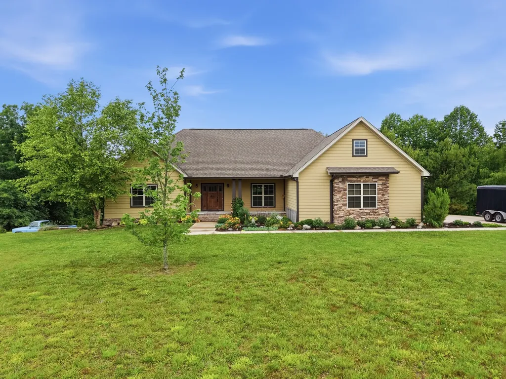5277 Herrens Chapel Road Silver Point TN 38582