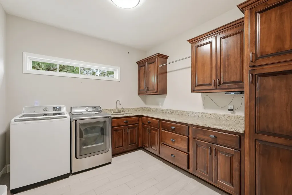 5277 Herrens Chapel Road Silver Point TN 38582