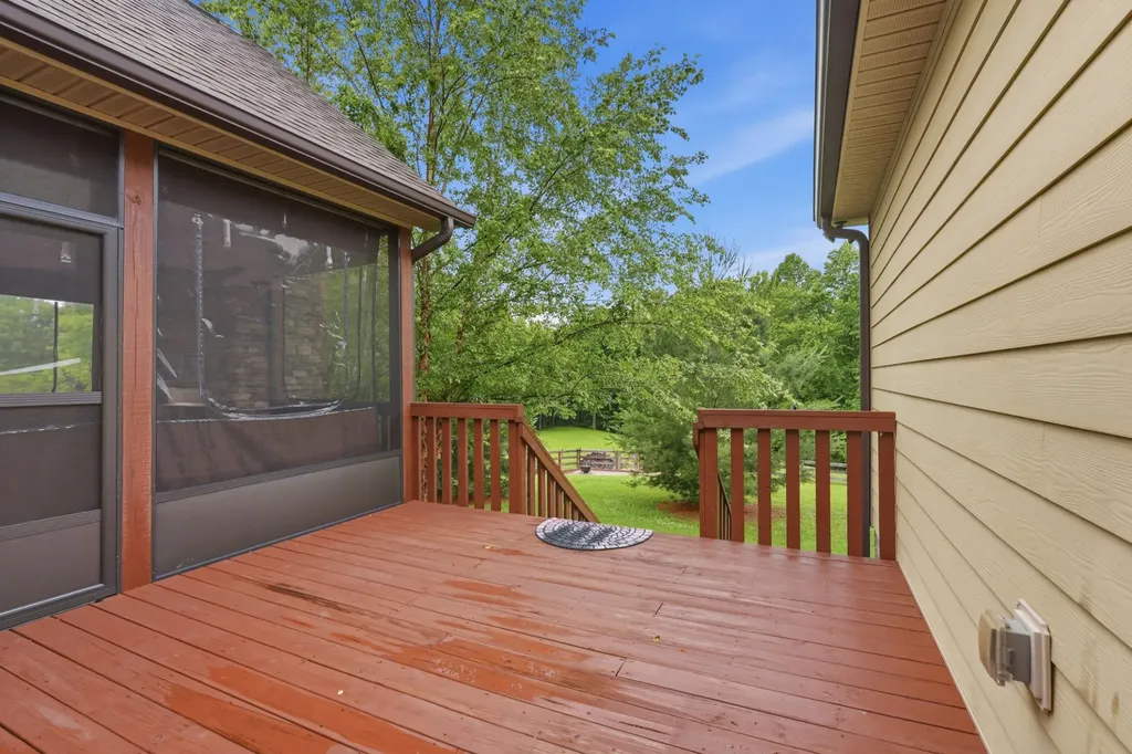 5277 Herrens Chapel Road Silver Point TN 38582