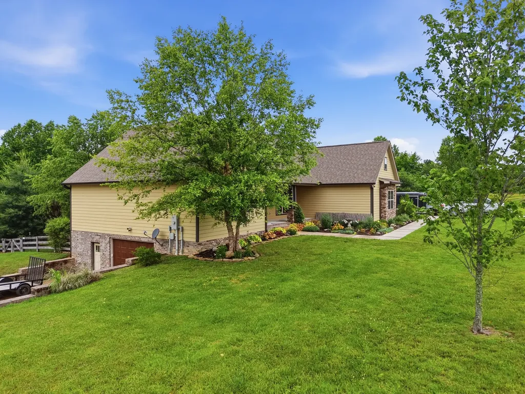 5277 Herrens Chapel Road Silver Point TN 38582