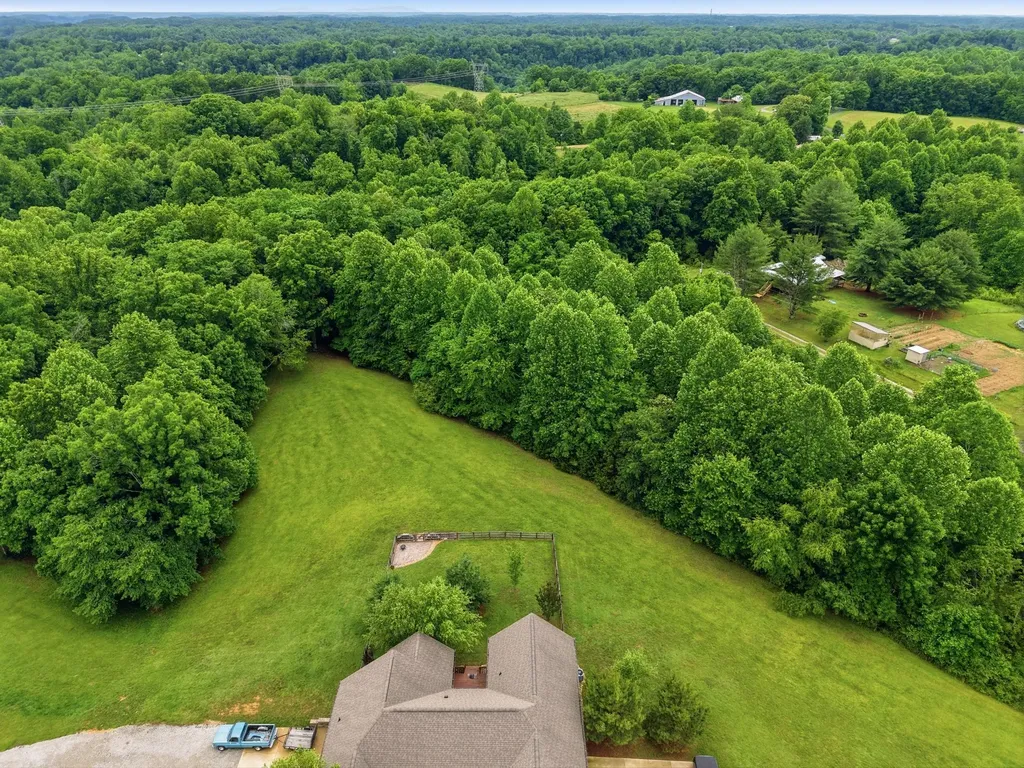 5277 Herrens Chapel Road Silver Point TN 38582