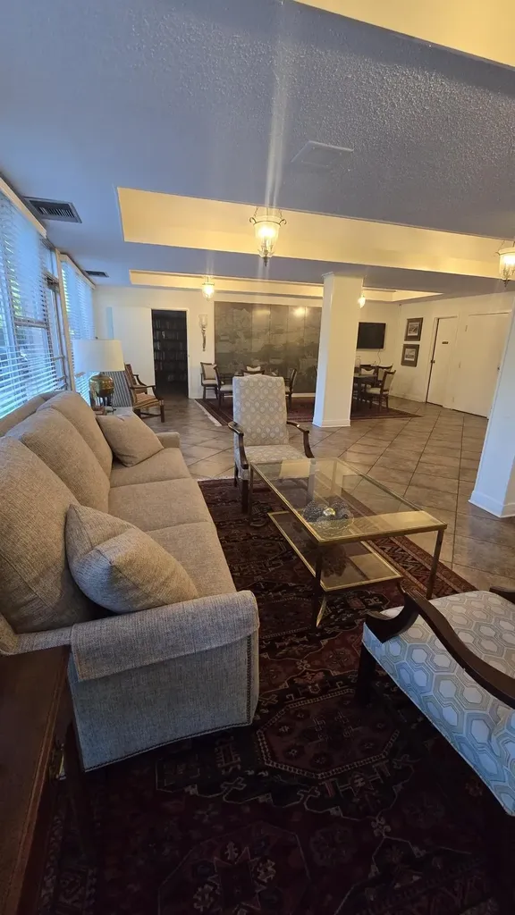 232 S Highland Street Memphis TN 38111