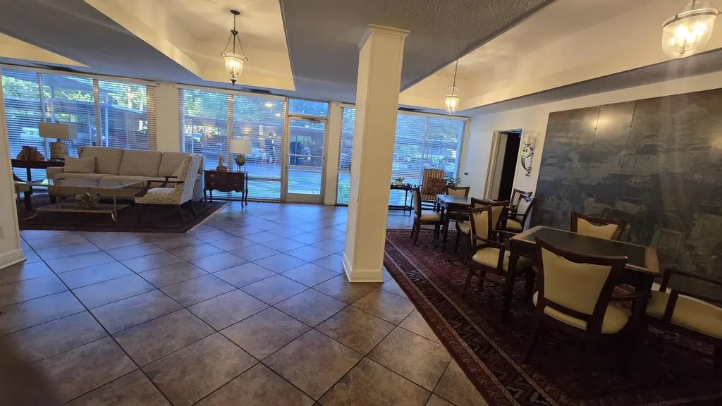 232 S Highland Street Memphis TN 38111