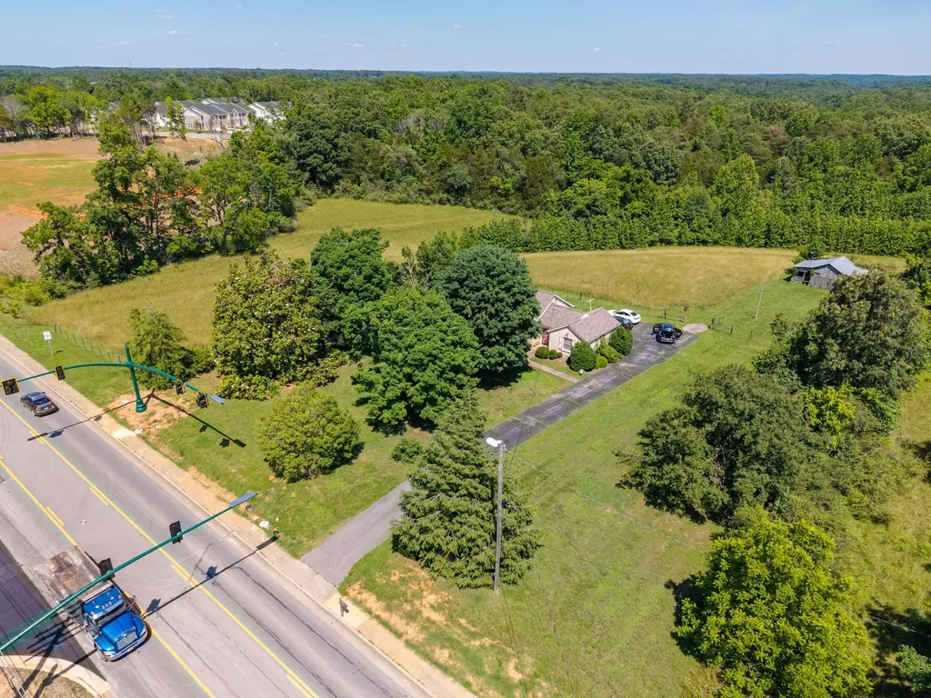 2161 Fairview Boulevard Fairview TN 37062