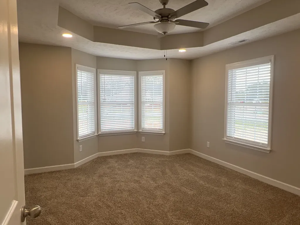 3370 Curie Circle Christiana TN 37037