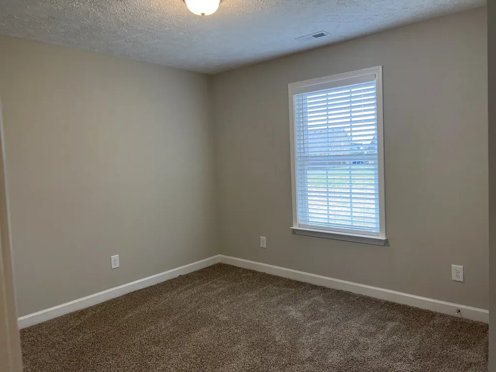 3370 Curie Circle Christiana TN 37037