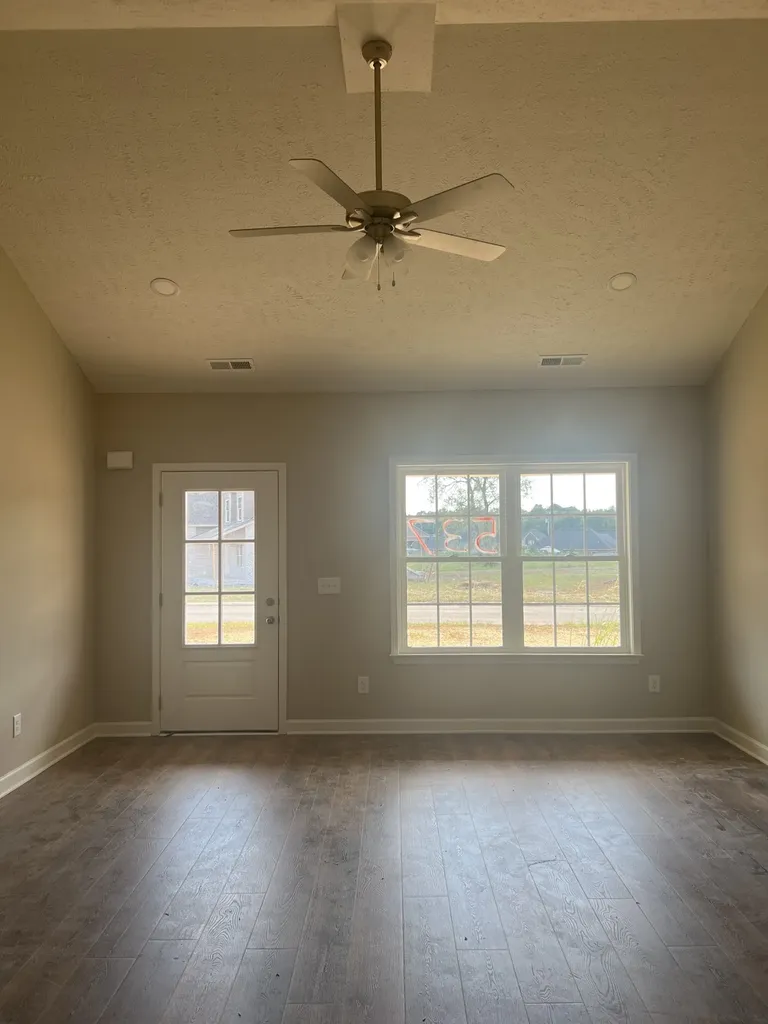 3370 Curie Circle Christiana TN 37037