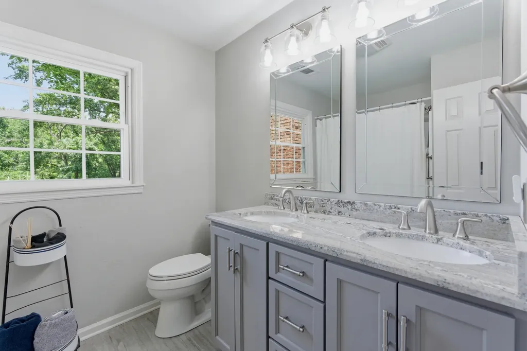 547 Lakeshore Drive Old Hickory TN 37138
