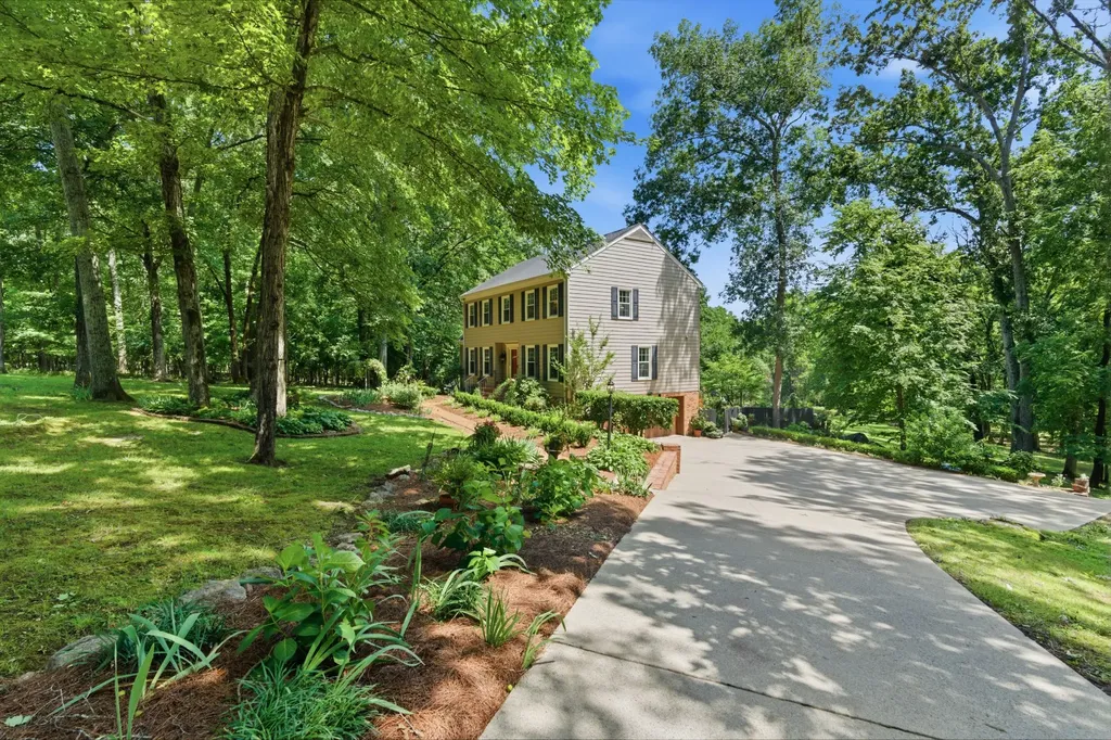 547 Lakeshore Drive Old Hickory TN 37138