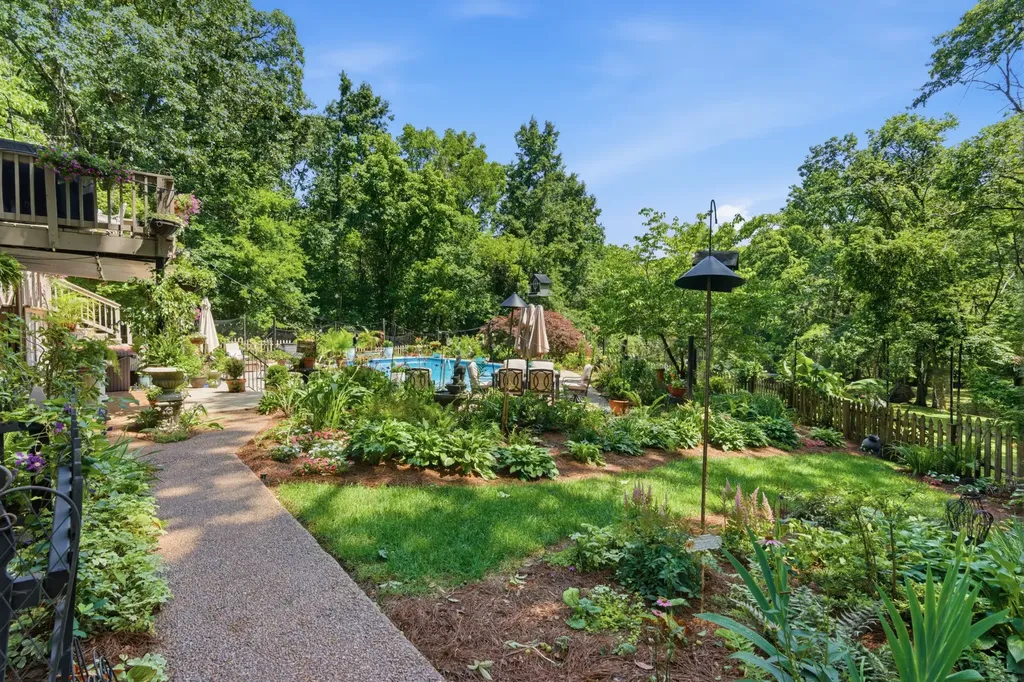 547 Lakeshore Drive Old Hickory TN 37138