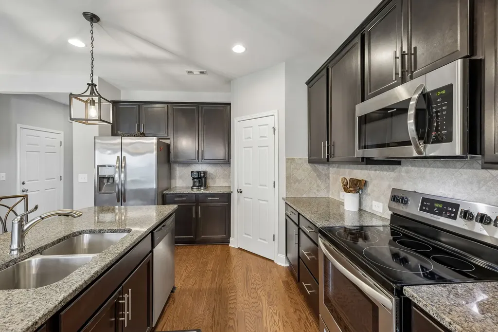 1310 Coates Lane Gallatin TN 37066
