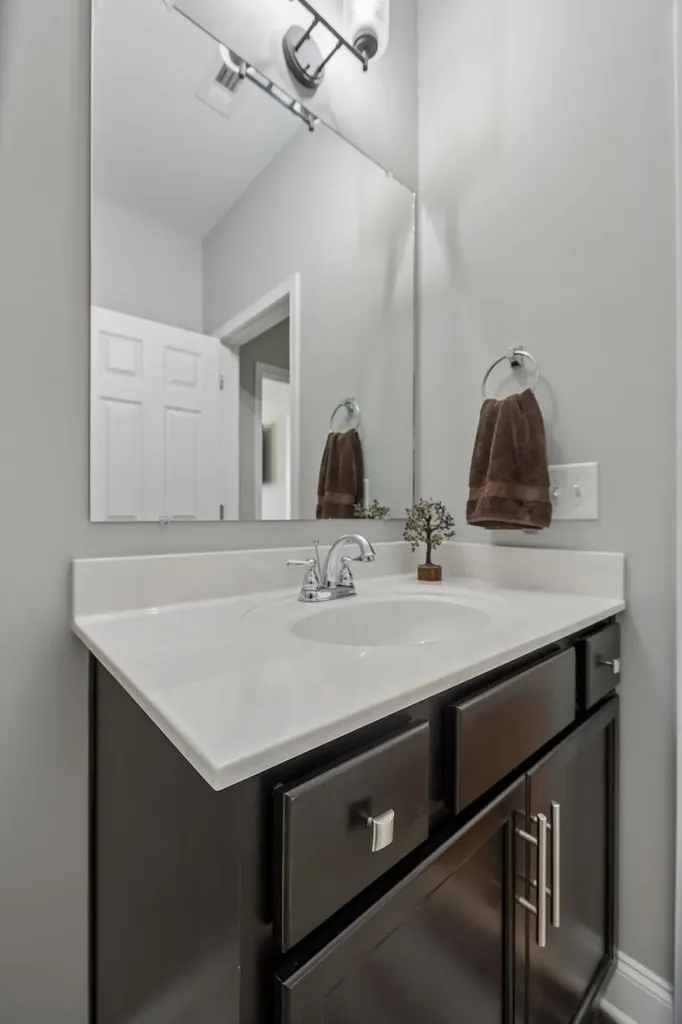 1310 Coates Lane Gallatin TN 37066